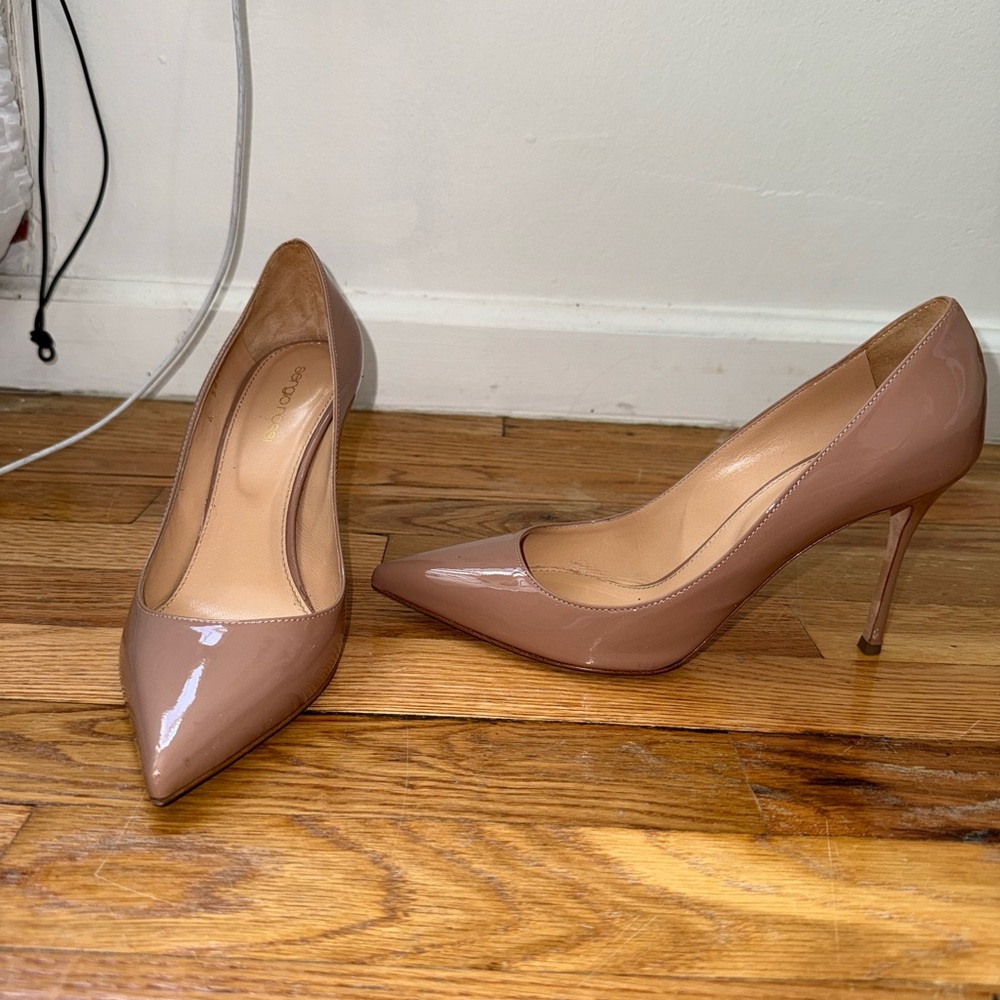 Sergio Rossi Tan Stiletto Heels
